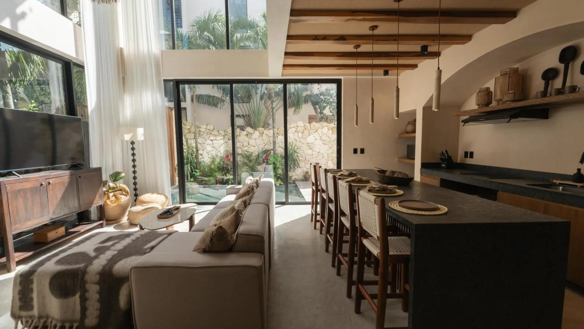 Luxe 3-Br Villa With Dual Private Pools Tulum