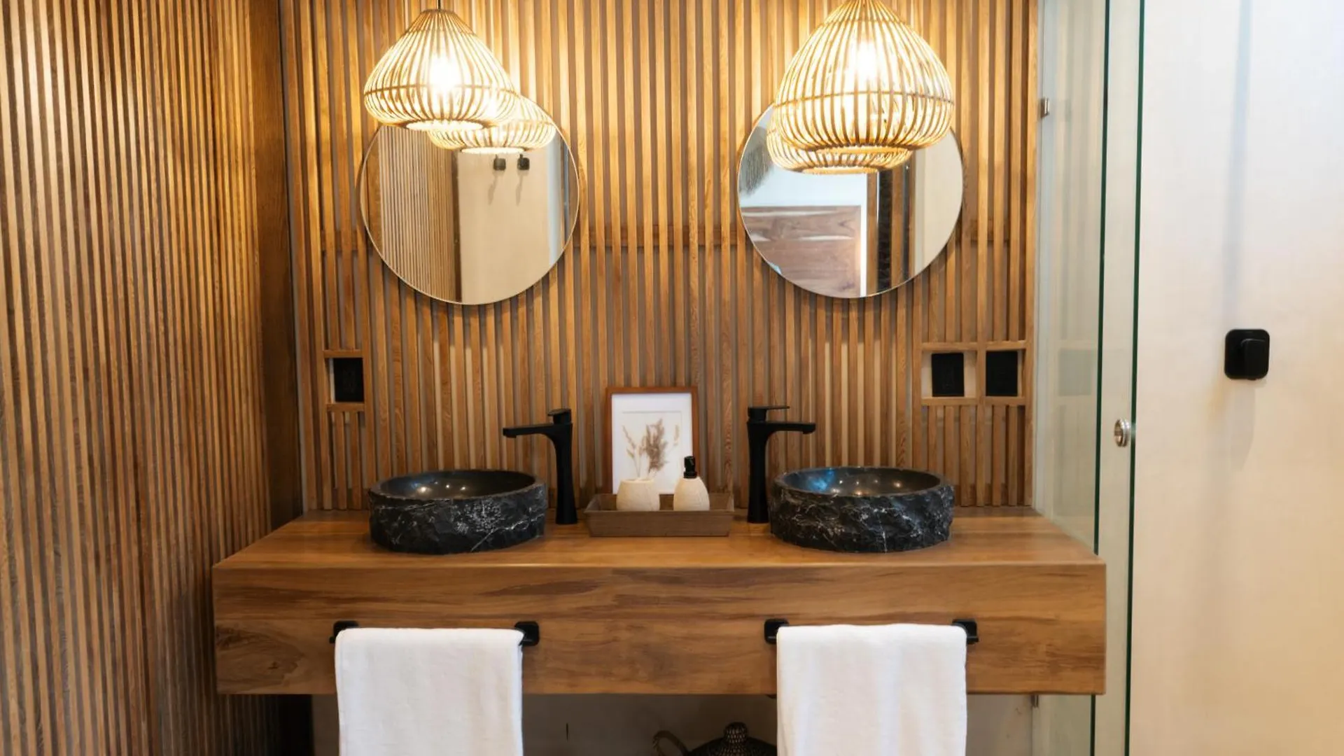 Luxe 3-Br Villa With Dual Private Pools Tulum 0*,