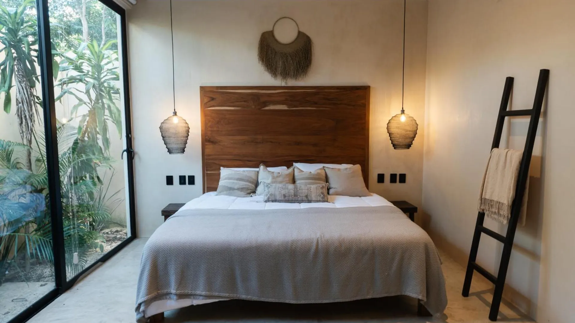 Luxe 3-Br Villa With Dual Private Pools Tulum